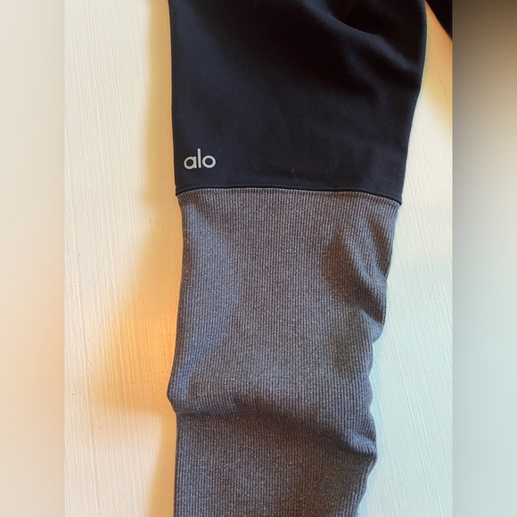 ALO Women's Yoga Goddess Ribbed Gray Black High Waisted Leggings Size S - Picture 5 of 12